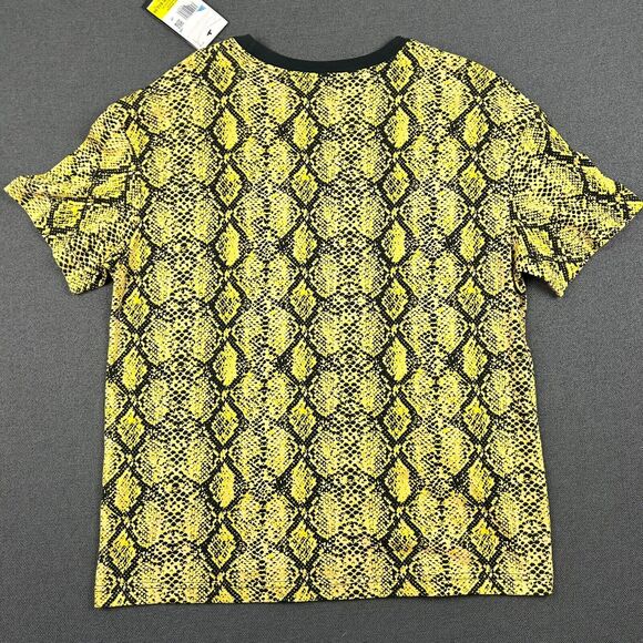 Nike Fly T-Shirt Womens Medium Loose Fit Vivid Sulfur Snakeskin Short Sleeve NWT - Picture 9 of 11